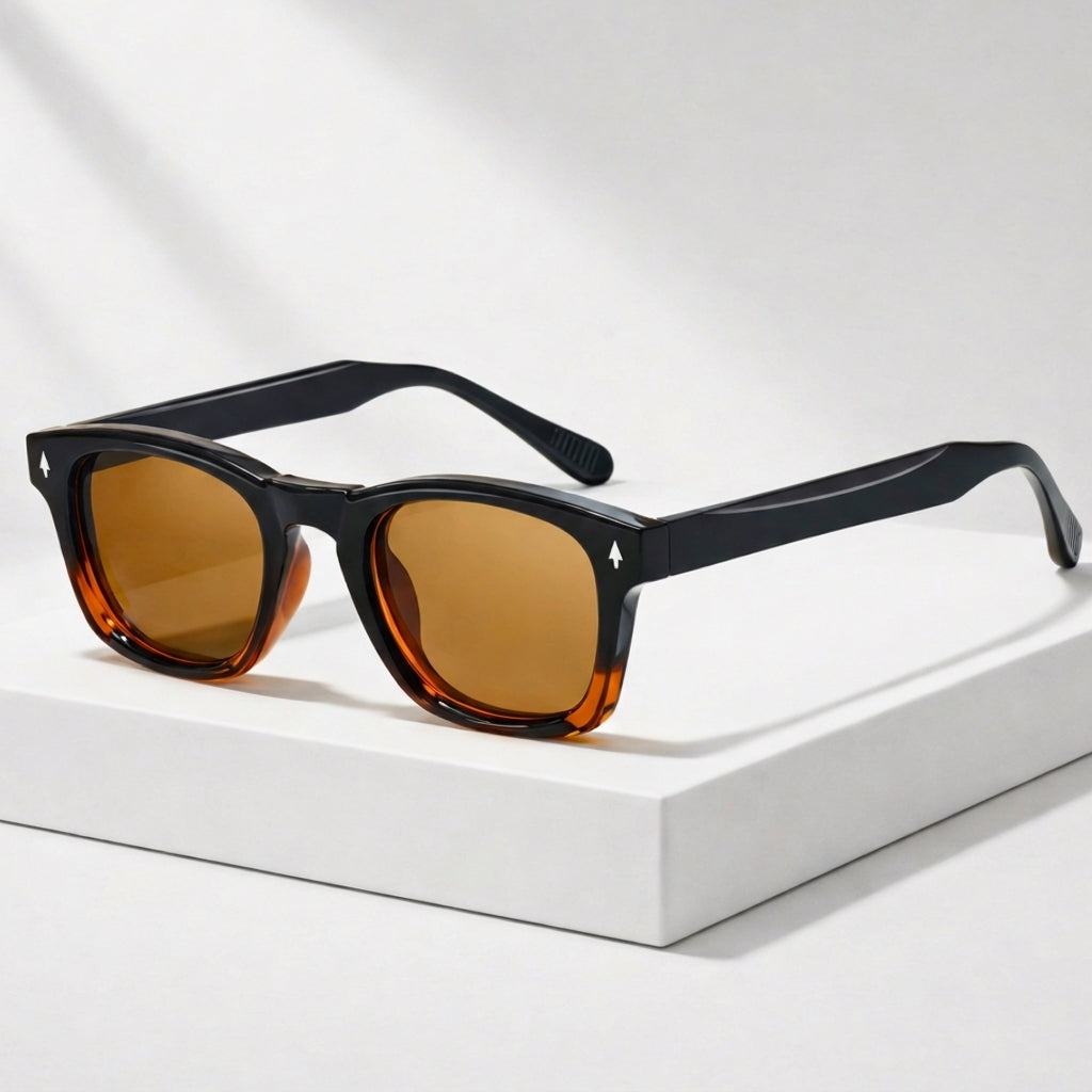 Black Frame / Gold Brown Lens