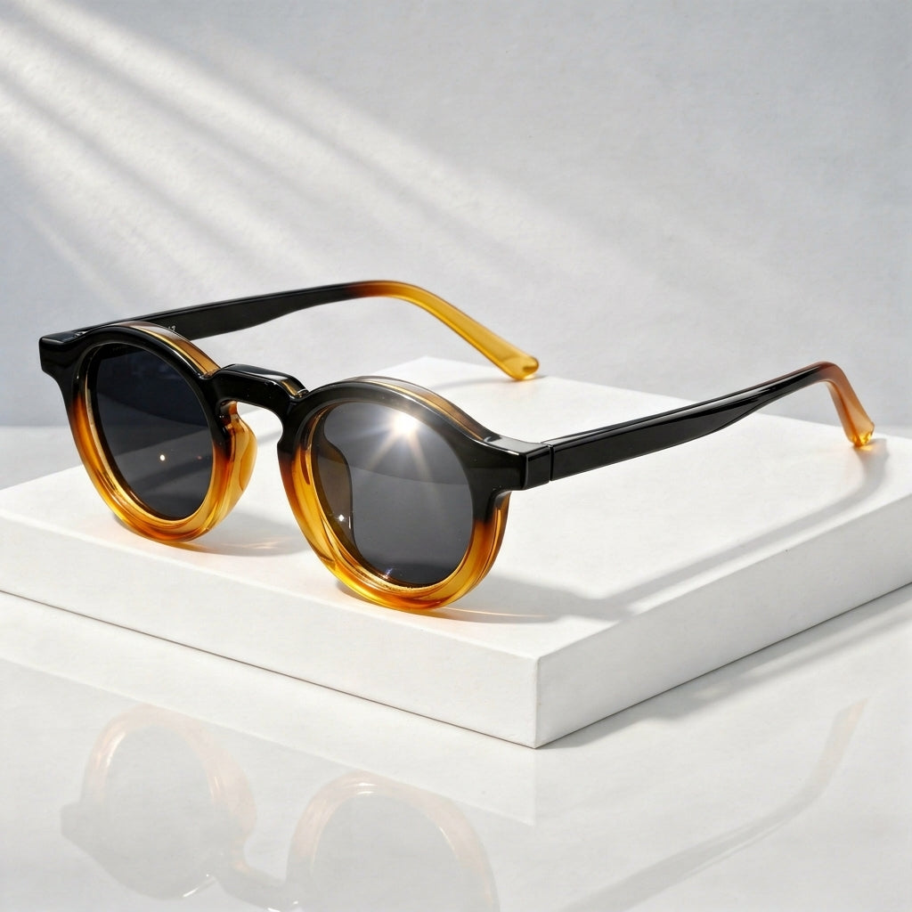 Tortoiseshell Frame / Dark Grey Lens
