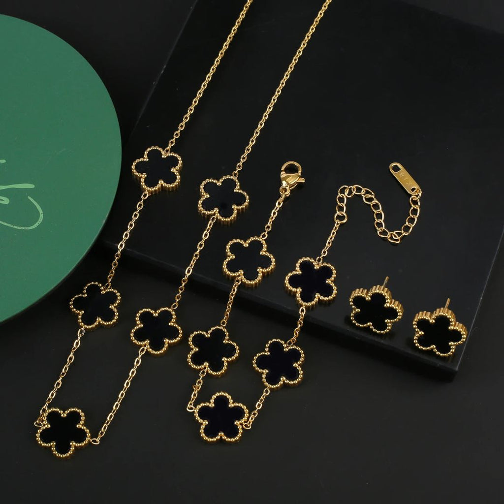 Clover Charm Jewelry Set - Benson & Clark