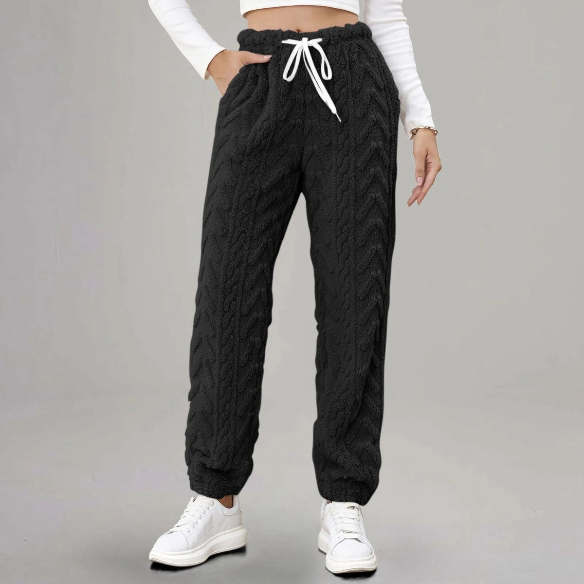 Enchanio Joggers - Benson & Clark