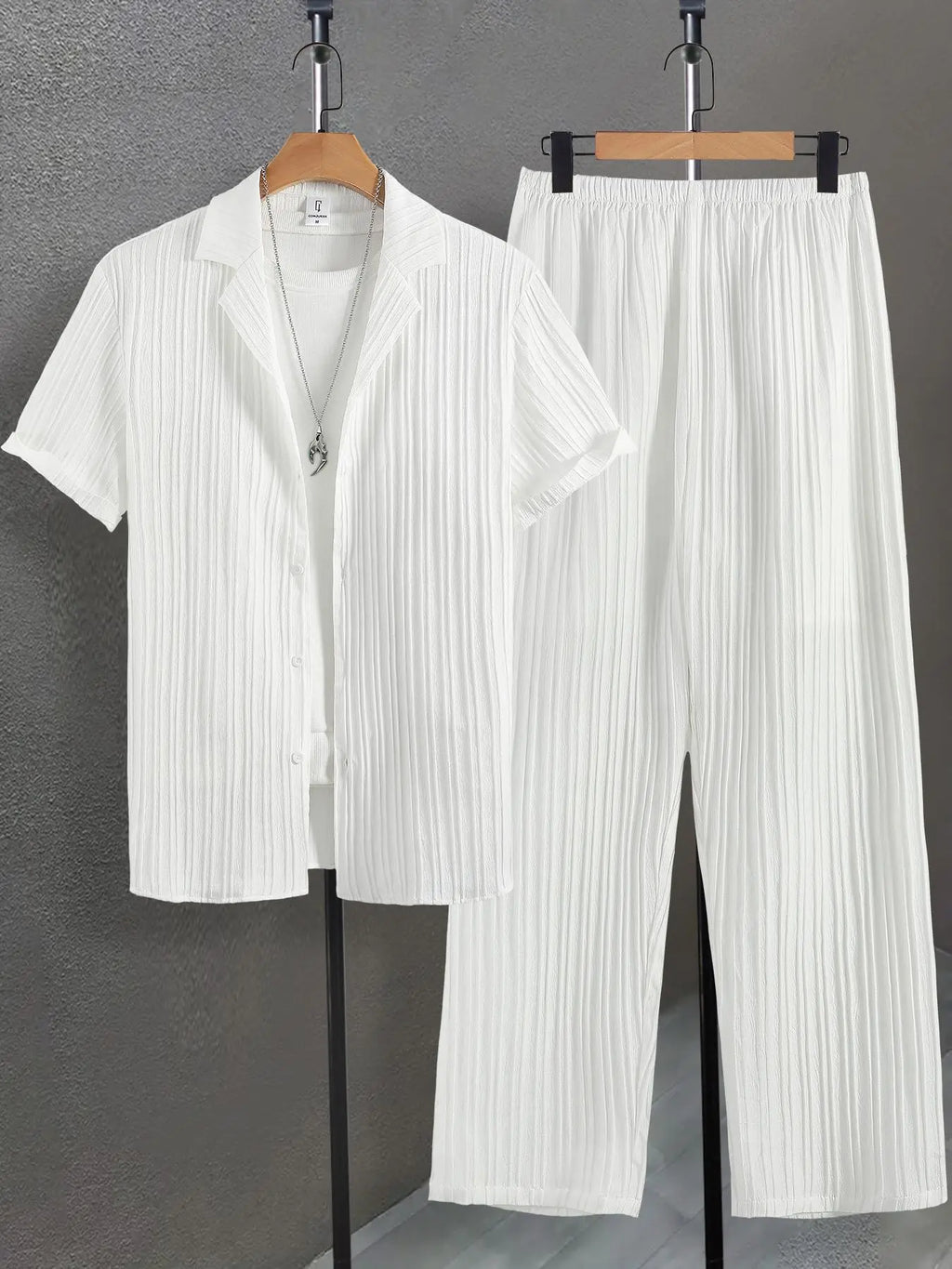 Montaire Pleated Resort Set