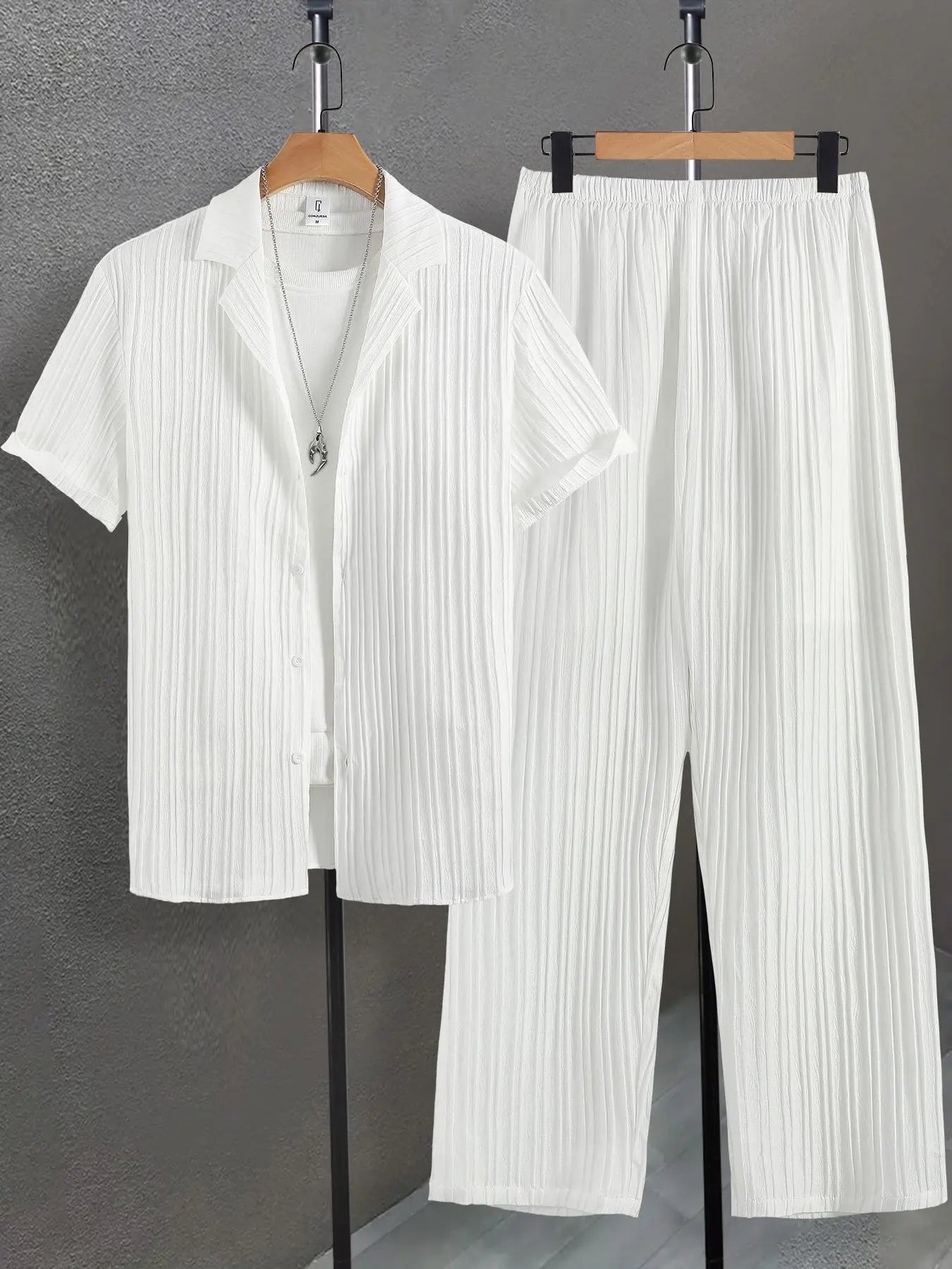 Montaire Pleated Resort Set