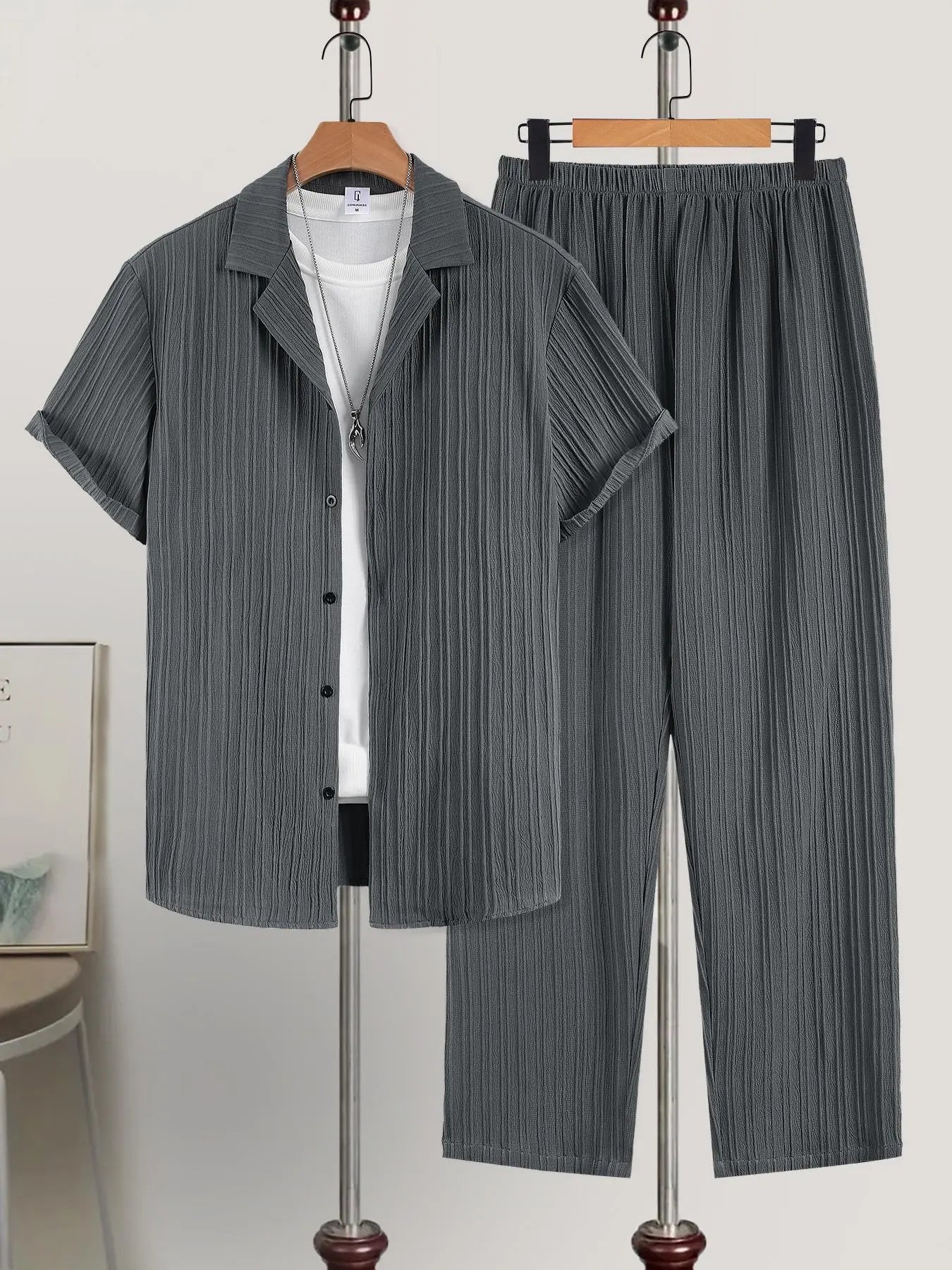 Montaire Pleated Resort Set